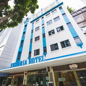 RedDoorz Plus Victoria Hotel (SG Clean)